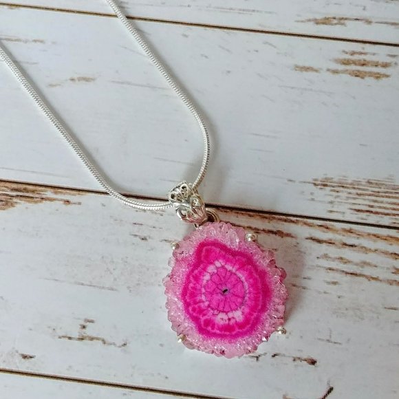 Pink Solar Quartz Necklace - Picture 6 of 6